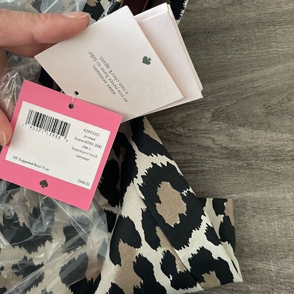 Kate Spade New York
Leopard Print Cotton-Blend Trench Coat . New - Picture 2 of 4
